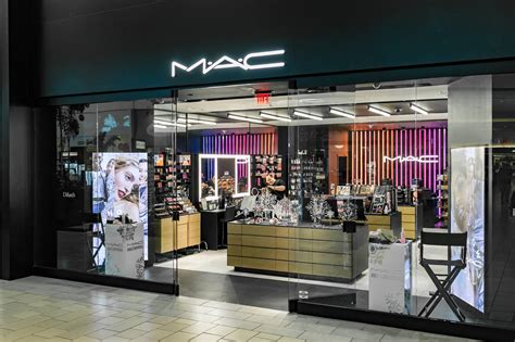 makeup store|cosmetics stores near me.